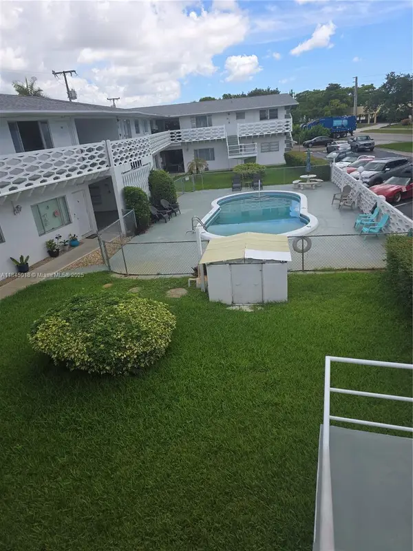 3847 S Cir Dr #9, Hollywood, FL 33021