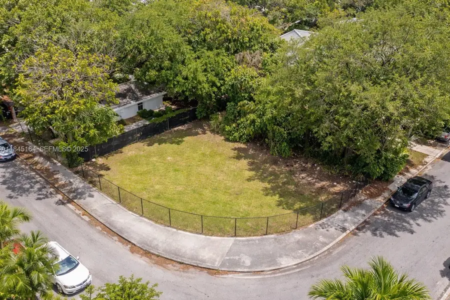 94 NE 56th St, Miami, FL 33137 - Image #2