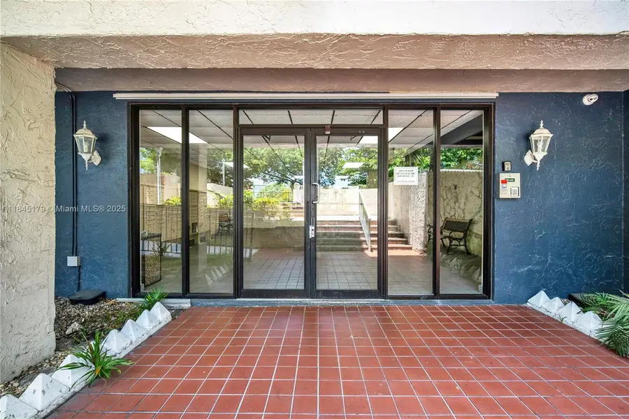 16750 NE 10th Ave #126, North Miami Beach, FL 33162 - Image #3