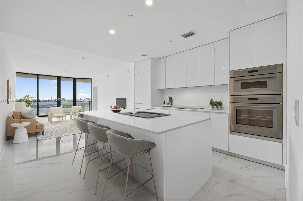 700 NE 24th Street #1405, Miami, FL 33137 - Image #1