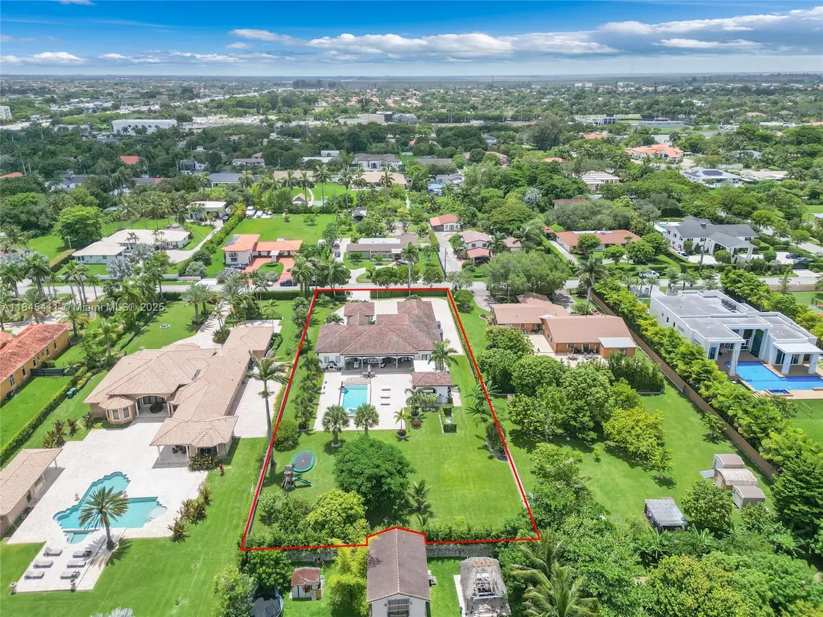 331 SW 124th Ave, Miami, FL 33184 - Image #1