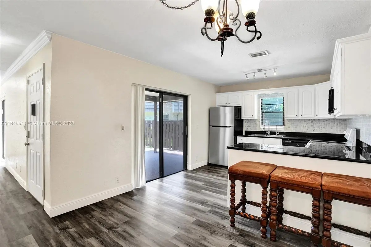 2560 NW 99th Ave, Coral Springs, FL 33065 - Image #1