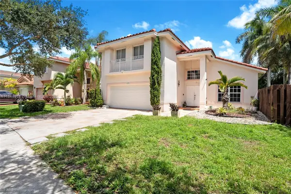14591 Vista Verdi Rd, Davie, FL 33325