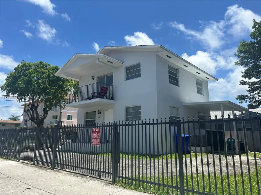 1068 SW 2nd St, Miami, FL 33130 - Image #3