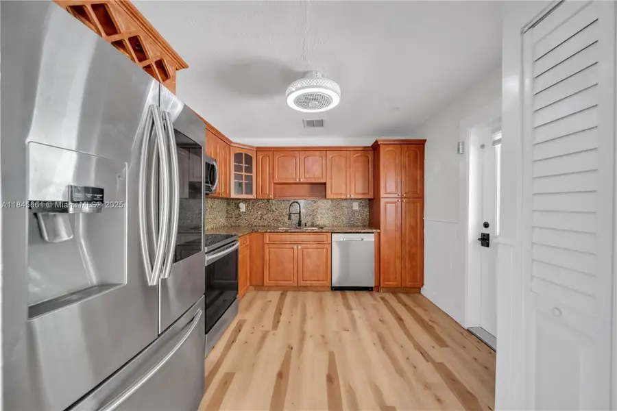 1710 SW 98th Ter, Miramar, FL 33025 - Image #3