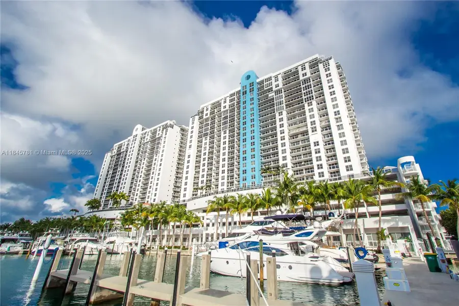 1800 Sunset Harbour Dr #1515, Miami Beach, FL 33139 - Image #2