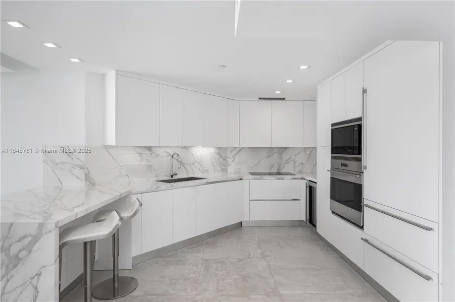 1800 Sunset Harbour Dr #1515, Miami Beach, FL 33139 - Image #3