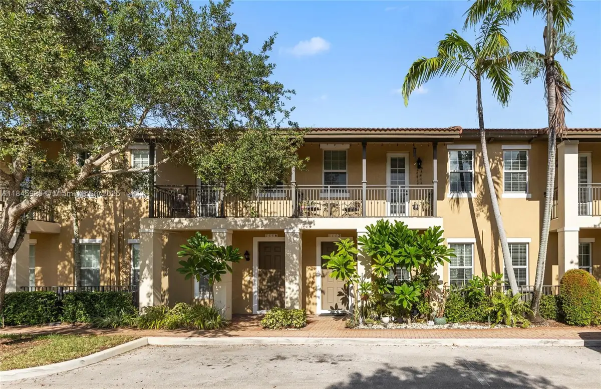 1112 SW 146th Ter, Pembroke Pines, FL 33027 - Image #1