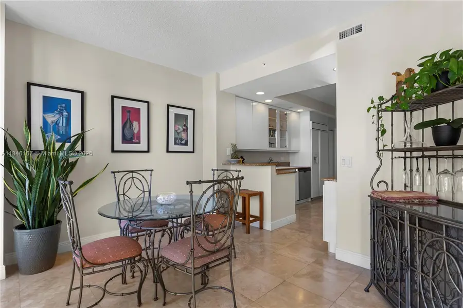 21050 Point Pl #502, Aventura, FL 33180 - Image #3