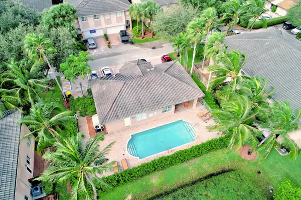 2727 Treasure Cove Cir #2727, Dania Beach, FL 33312