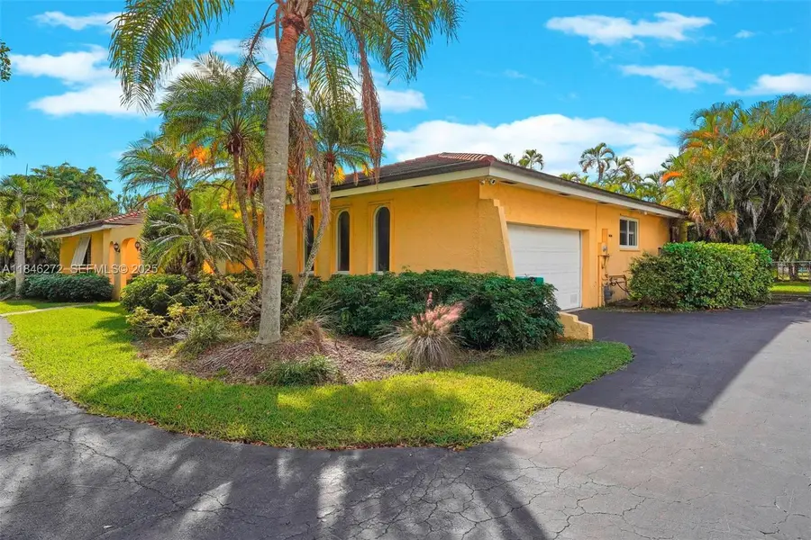 15424 SW 77th Ct, Palmetto Bay, FL 33157 - Image #3