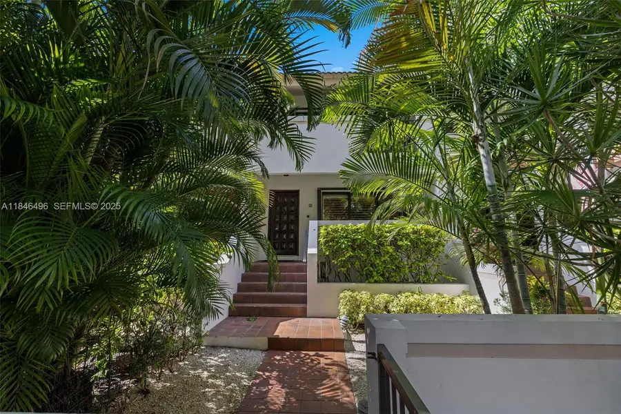 2600 Cardena St #2, Coral Gables, FL 33134 - Image #2