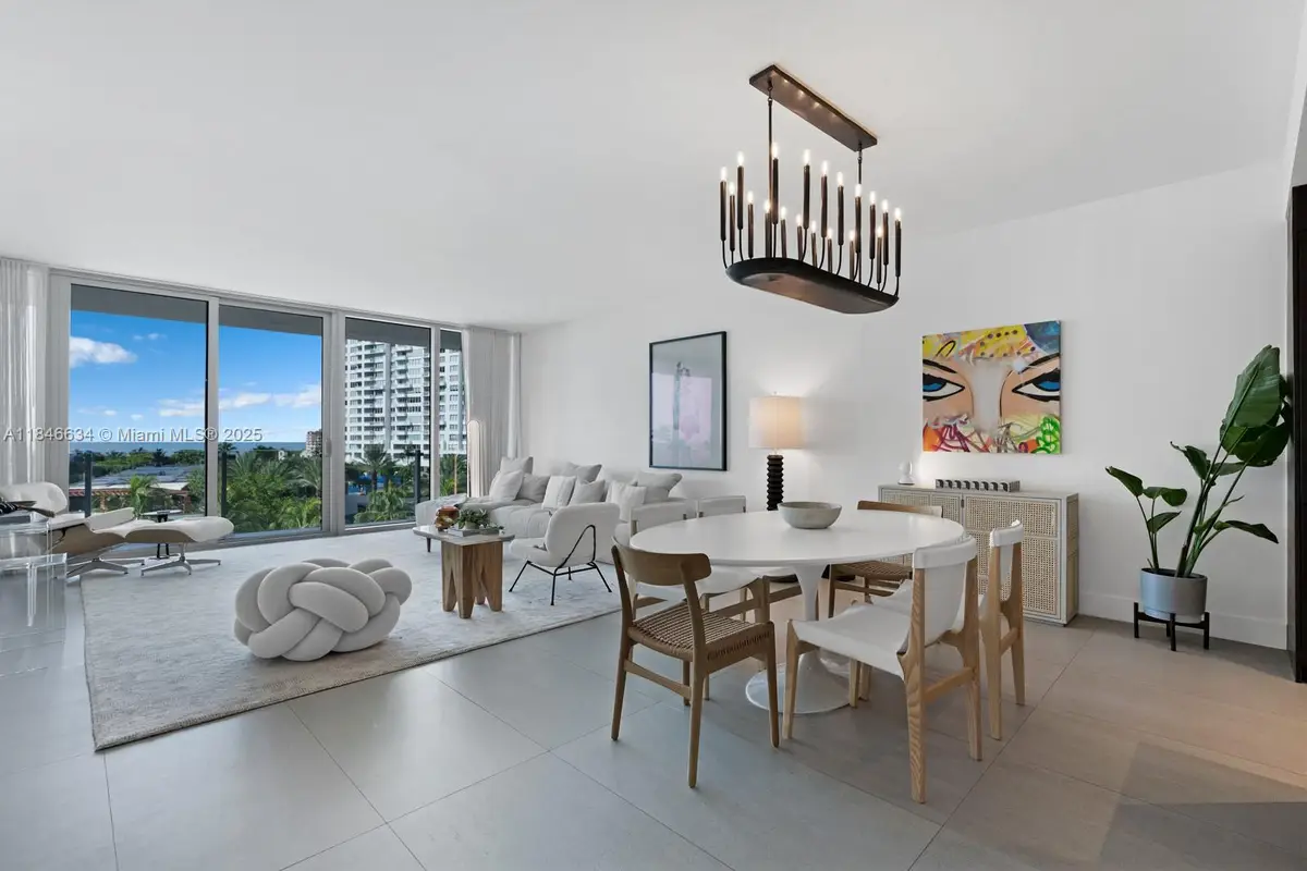 1 Collins Ave #605, Miami Beach, FL 33139 - Image #1