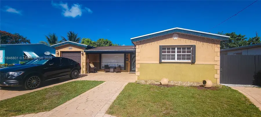 2649 Bahama Dr, Miramar, FL 33023 - Image #2