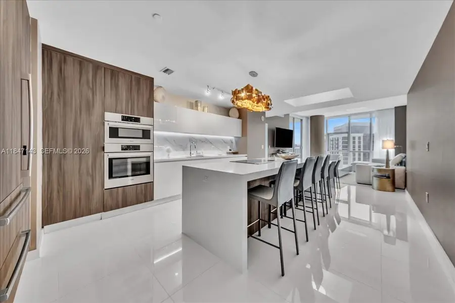 851 NE 1st Ave #3711, Miami, FL 33132 - Image #3