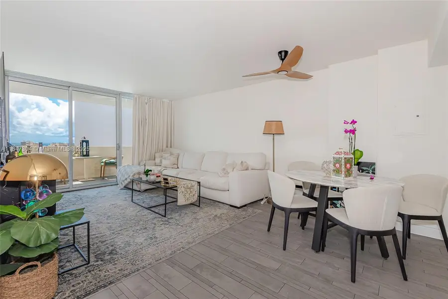 1100 West Ave #1427, Miami Beach, FL 33139 - #2