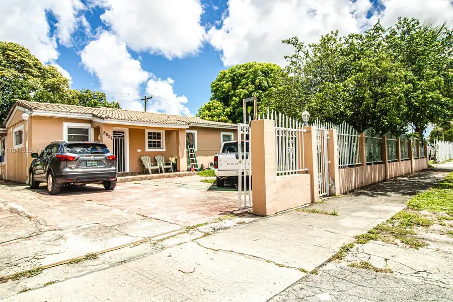 8621 NW 35th Ct, Miami, FL 33147 - Image #2
