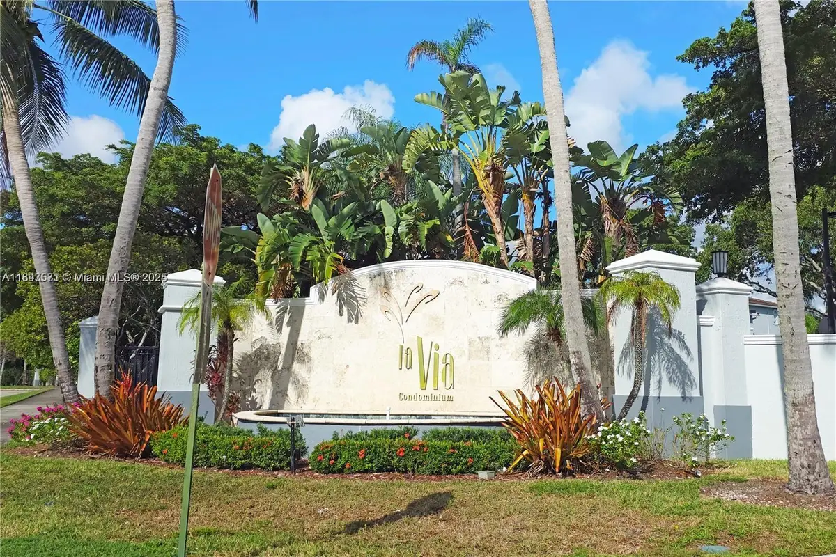 9640 NW 2nd St #5-206, Pembroke Pines, FL 33024 - Image #1