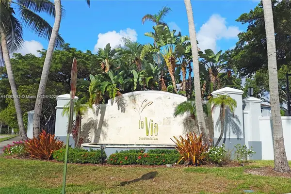 9640 NW 2nd St #5-206, Pembroke Pines, FL 33024