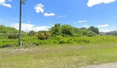 3058 Adcock Dr, Labelle, FL 33935 - Image #1
