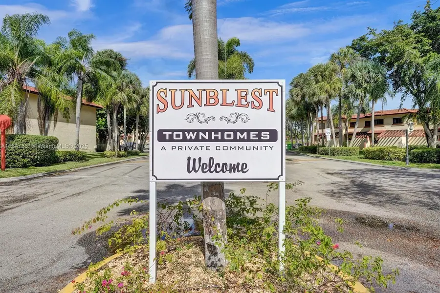 4629 NW 90th Ave, Sunrise, FL 33351 - Image #2