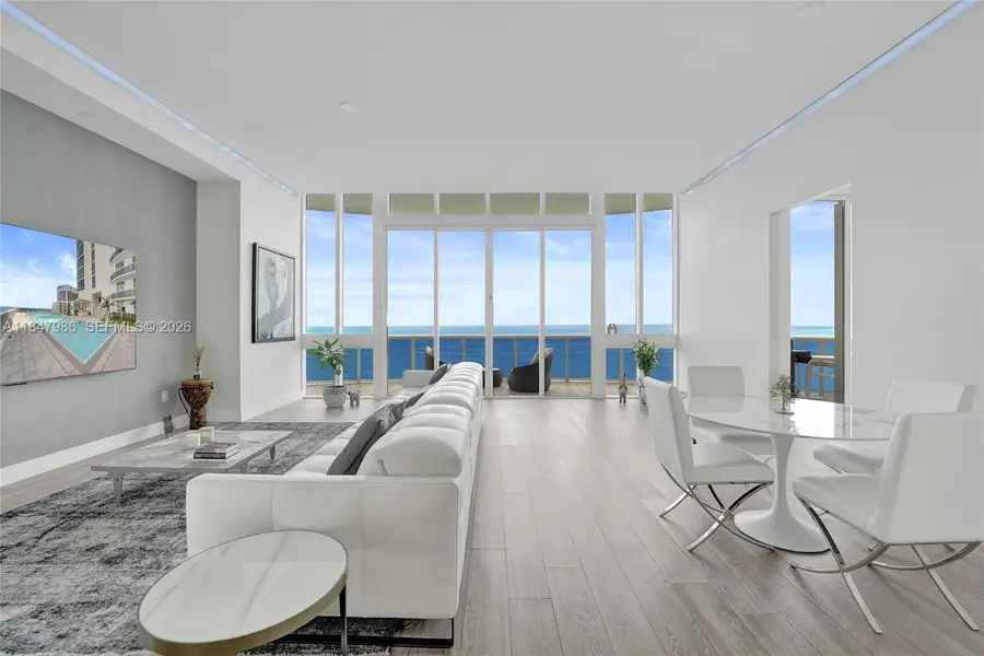 15901 Collins Ave #4301, Sunny Isles Beach, FL 33160 - Image #3