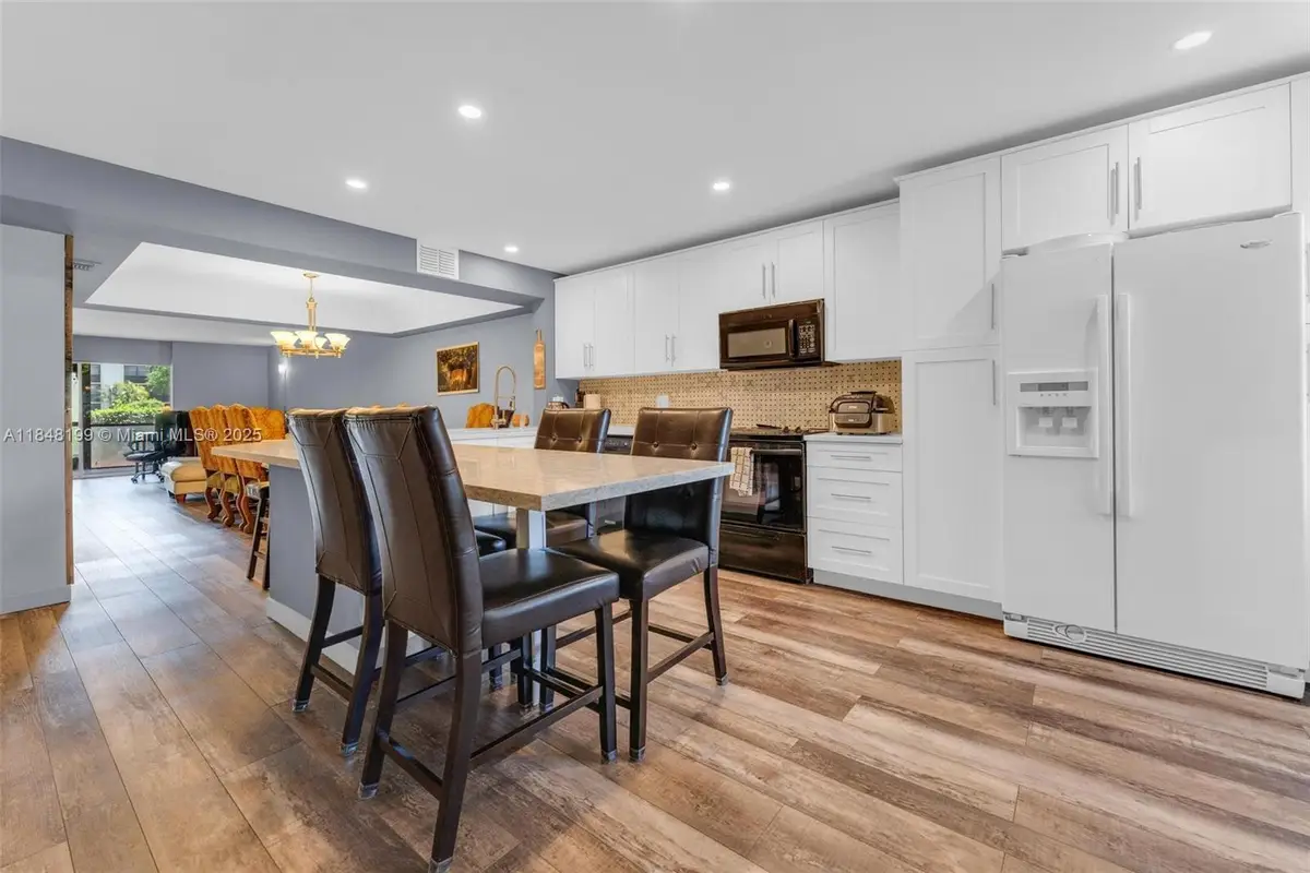 23380 Carolwood Ln #101, Boca Raton, FL 33428 - Image #1