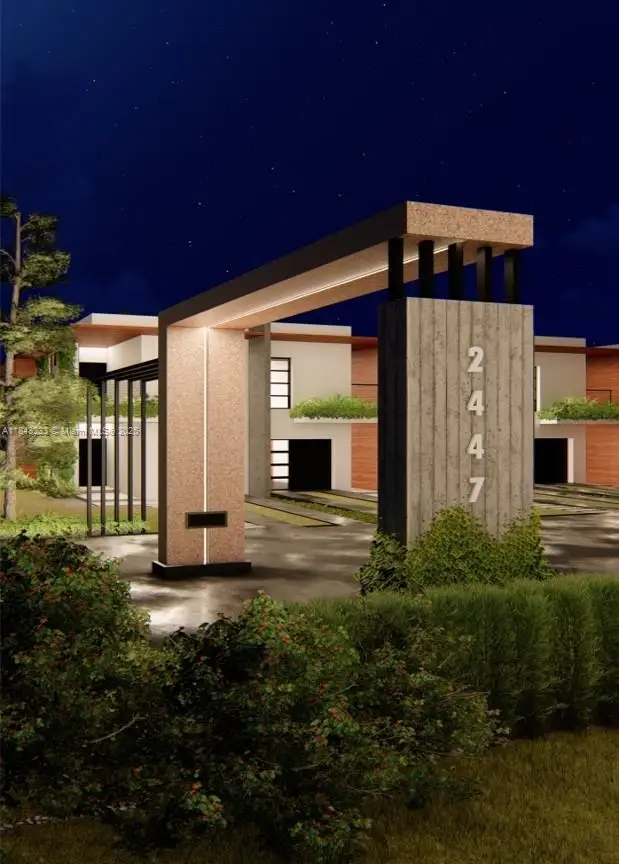 2447 Pierce St, Hollywood, FL 33020 - Image #1