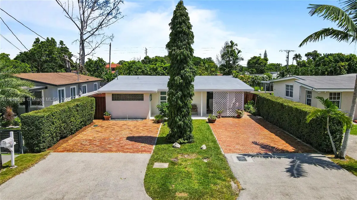 6525 SW 32nd St, Miami, FL 33155 - Image #1