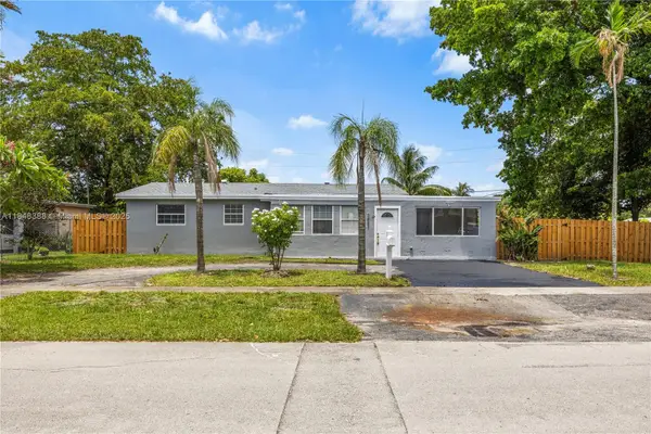 3851 NW 3rd Terrace, Deerfield Beach, FL 33064