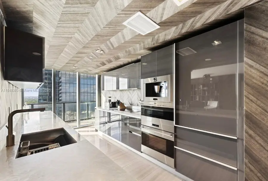 1451 Brickell Ave #2505, Miami, FL 33131 - Image #3