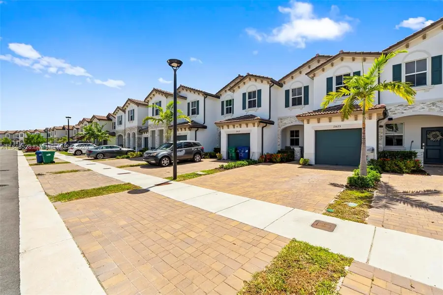 12625 NW 23rd Pl, Miami, FL 33167 - Image #2