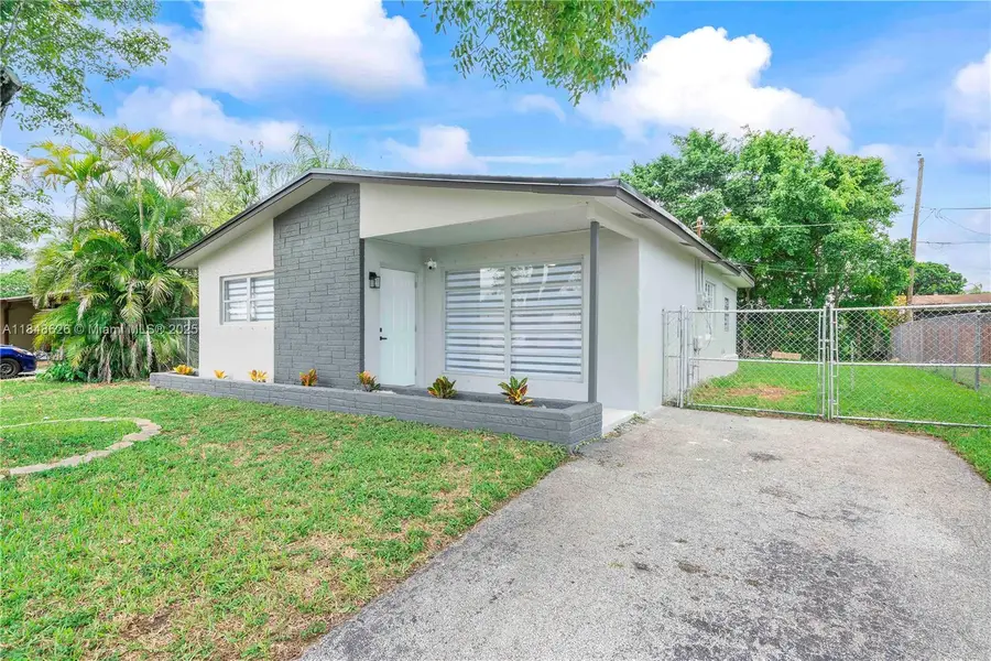 9731 NW 24th Pl, Sunrise, FL 33322 - #3