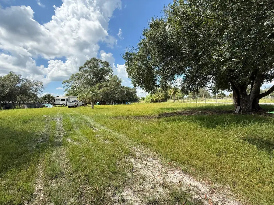 266 Avenida Del Centro, Clewiston, FL 33440 - Image #2