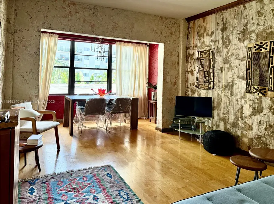 934 Michigan Ave #304, Miami Beach, FL 33139 - Image #2