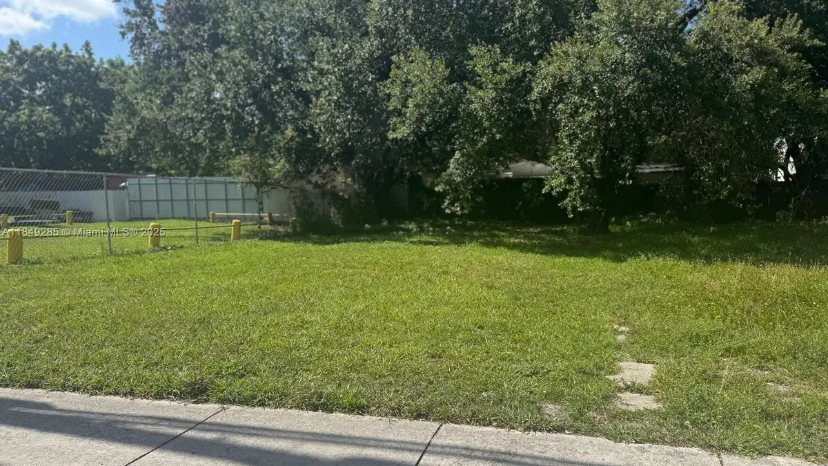 3066 NW 46th St, Miami, FL 33142 - #1