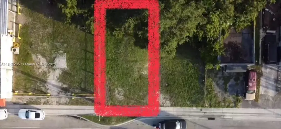 3066 NW 46th St, Miami, FL 33142 - #2