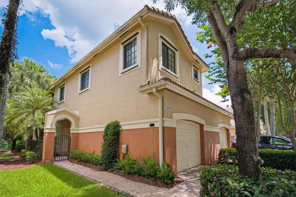 3839 Tree Top Dr, Weston, FL 33332 - Image #1