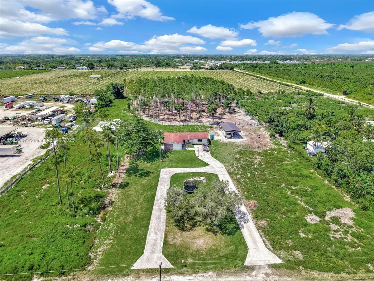 19777 SW 334th St, Homestead, FL 33034 - Image #1