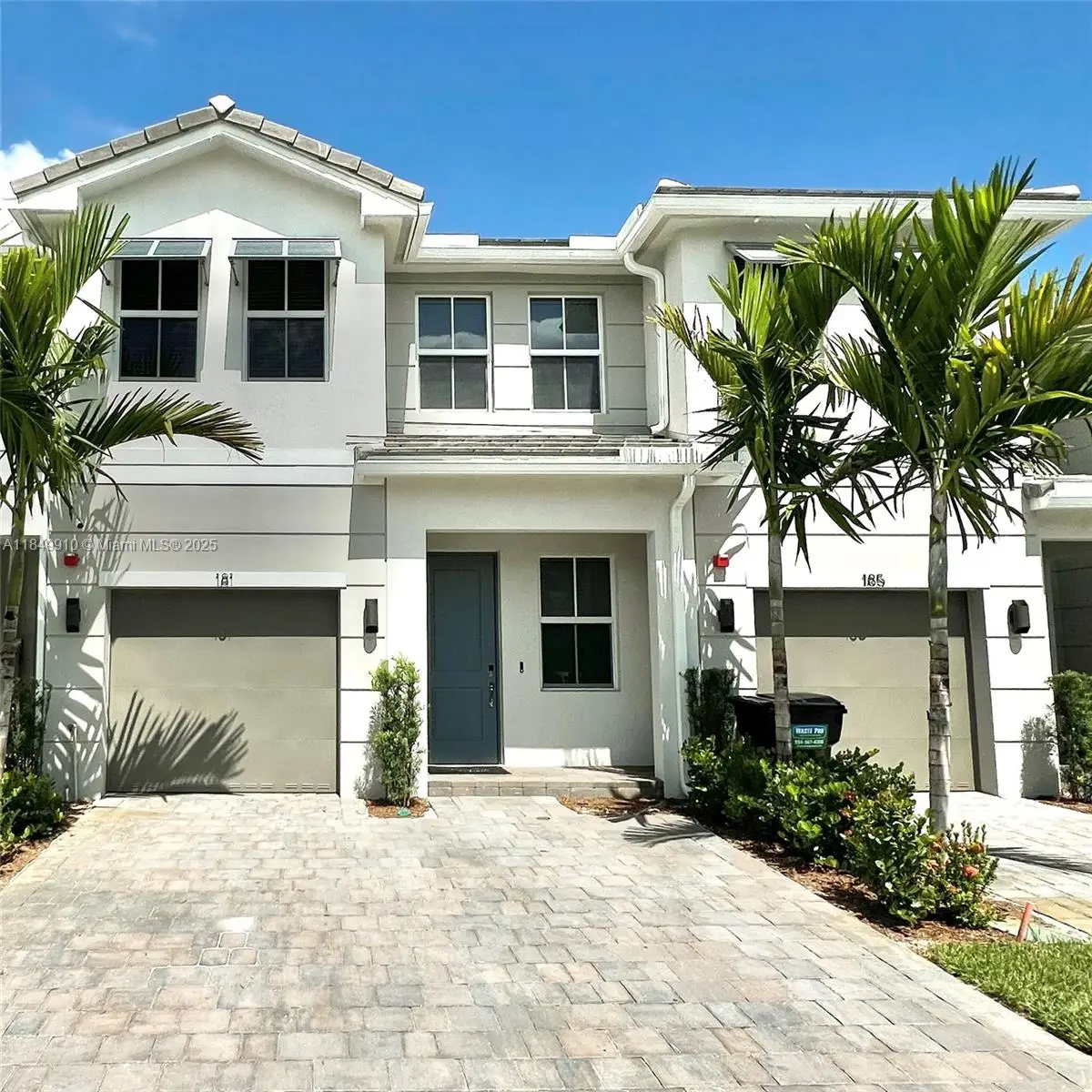 181 SW 170th Ave, Pembroke Pines, FL 33027 - Image #1