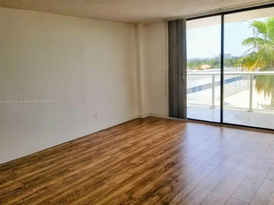 13499 Biscayne Blvd #612, North Miami, FL 33181 - Image #2