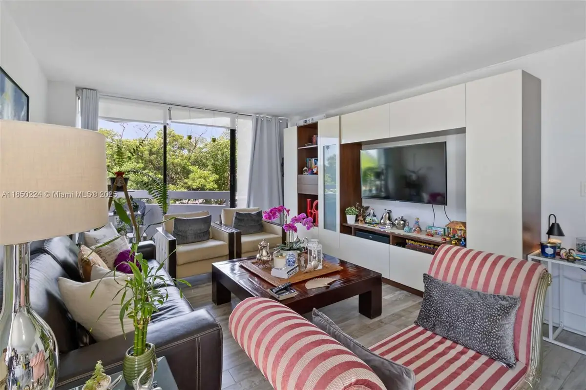 2501 Brickell Ave #307, Miami, FL 33129 - Image #1