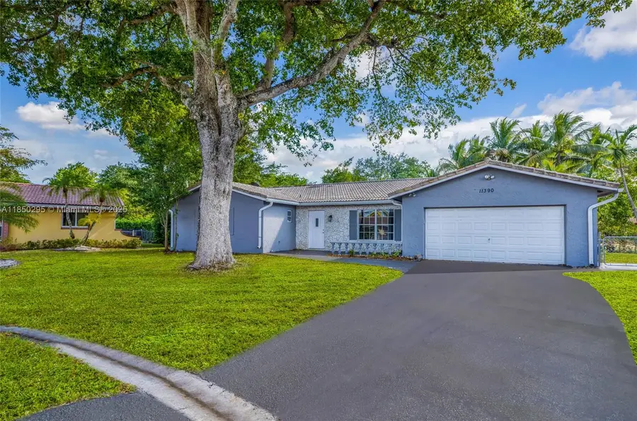 11390 NW 37th St, Coral Springs, FL 33065 - Image #3