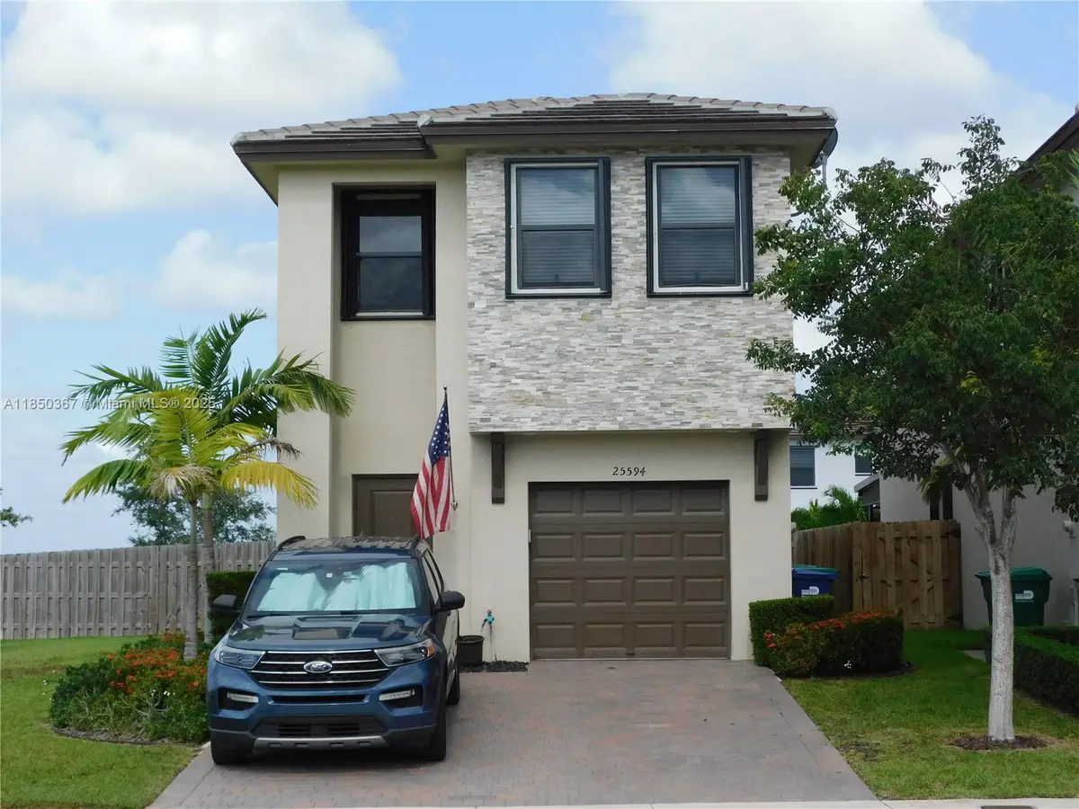 25594 SW 108th Ct, Homestead, FL 33032 - Image #1