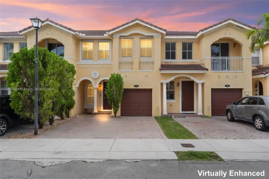 14968 SW 8th Ln, Miami, FL 33194 - Image #2