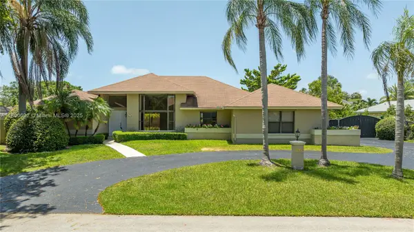 8110 SW 188th St, Cutler Bay, FL 33157