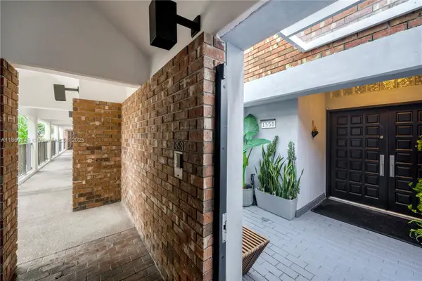 1558 NE Quayside Ter #D10, Miami, FL 33138