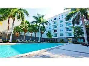 2421 NE 65th St #403, Fort Lauderdale, FL 33308