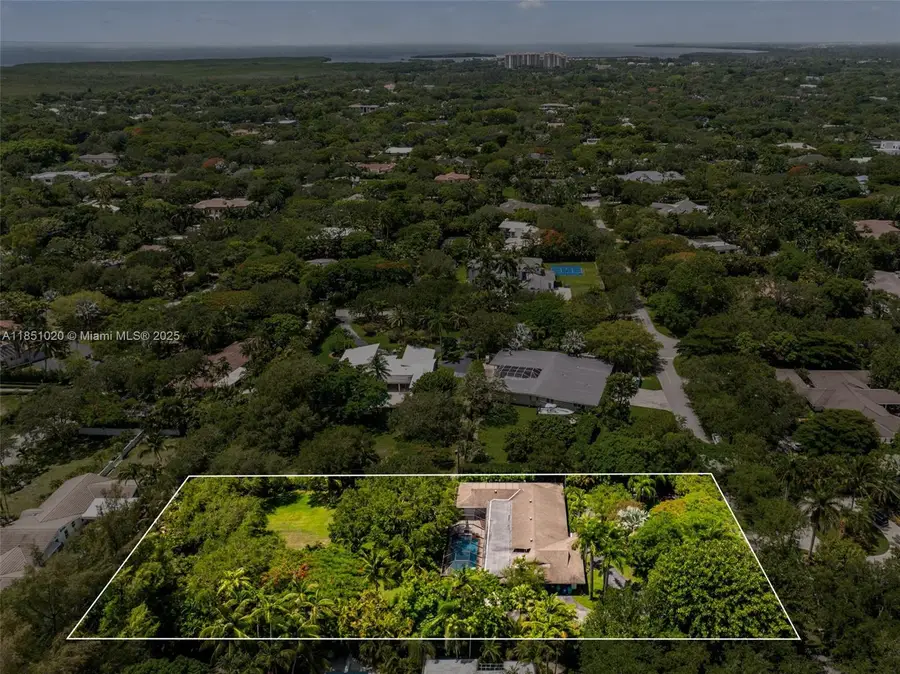 12365 SW 60th Ct, Pinecrest, FL 33156 - Image #3