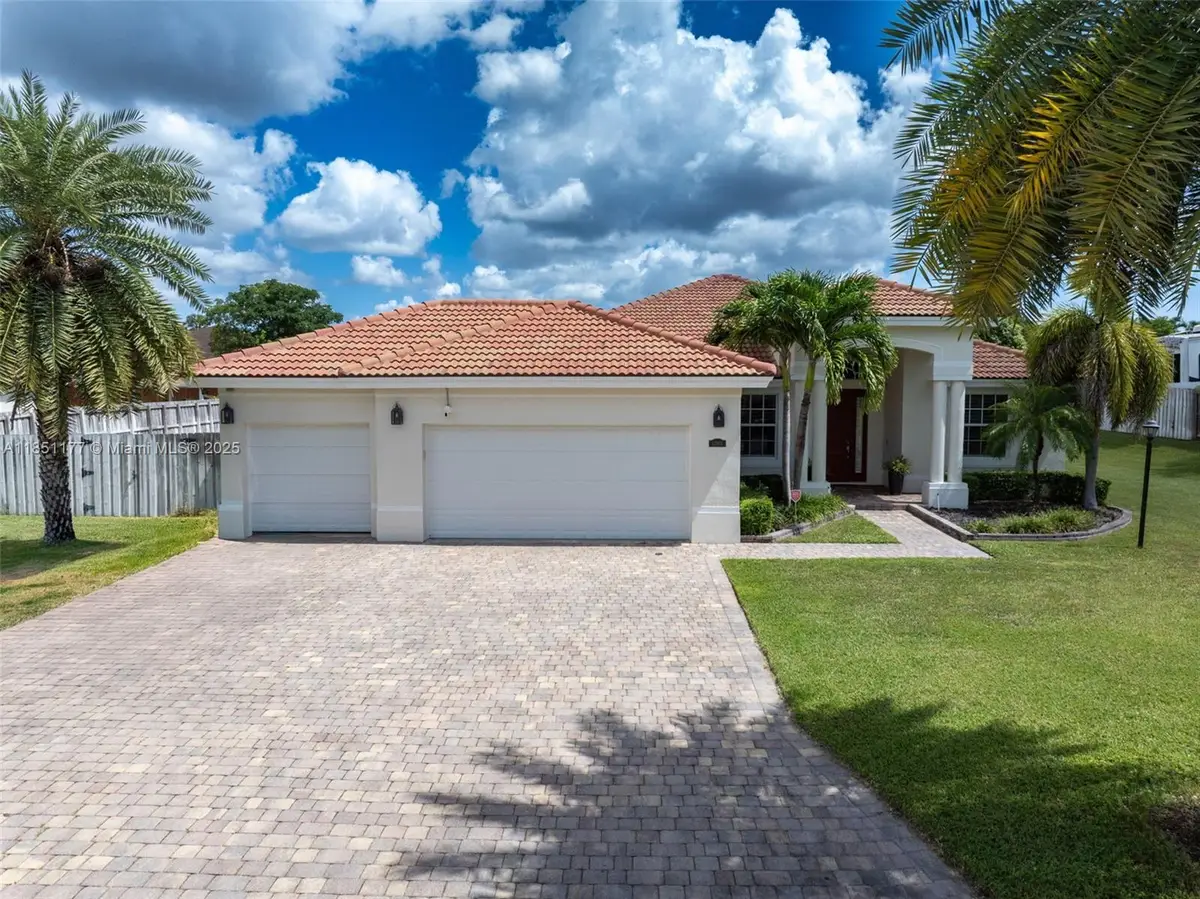 12801 SW 223rd St, Miami, FL 33170 - Image #1